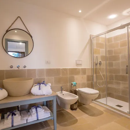 Alojamento de Acomodação e Pequeno-almoço Romantic Relais 4*