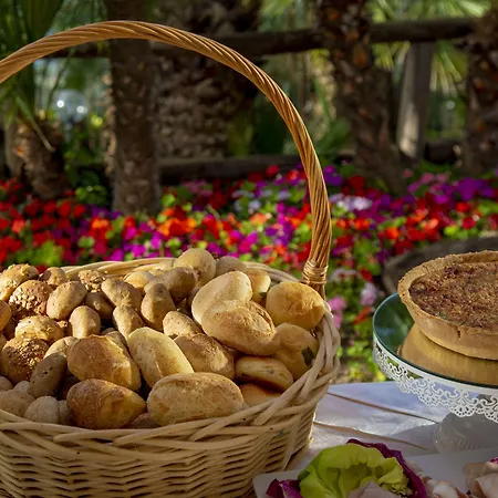 Romantic Relais