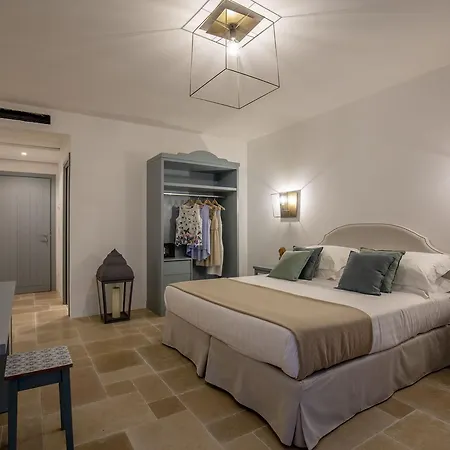 Romantic Relais